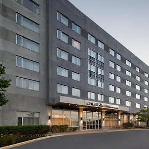 Hotel By Marriott Montreal Airport, Dorval