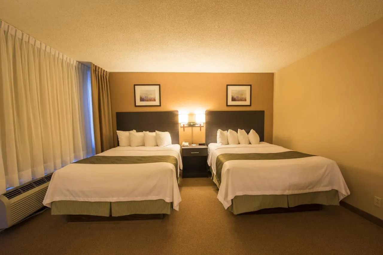 Quality Inn & Suites Pe Trudeau Airport Dorval