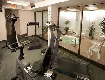 Quality Inn & Suites Pe Trudeau Airport Dorval